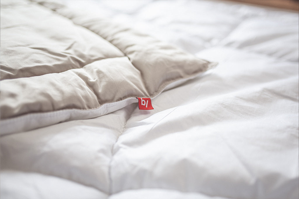 beyosa comforter close-up