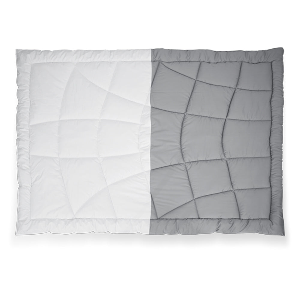 Dual-zoned Comforter