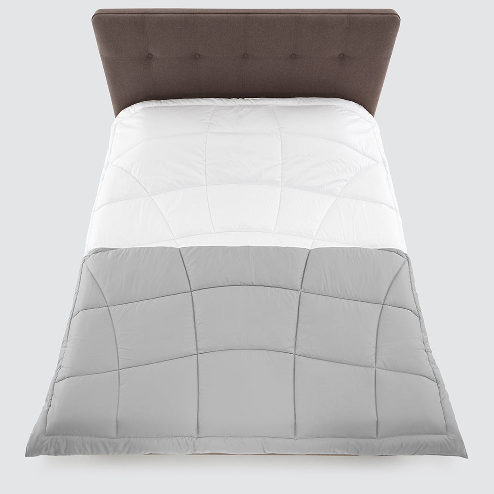 Dual-zoned Comforter